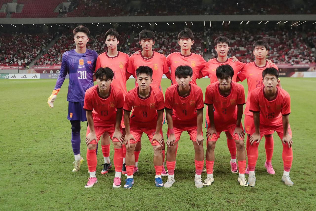 等下14:30别错过中国U17男足的决赛自从今年中国U17男足为球队时隔20