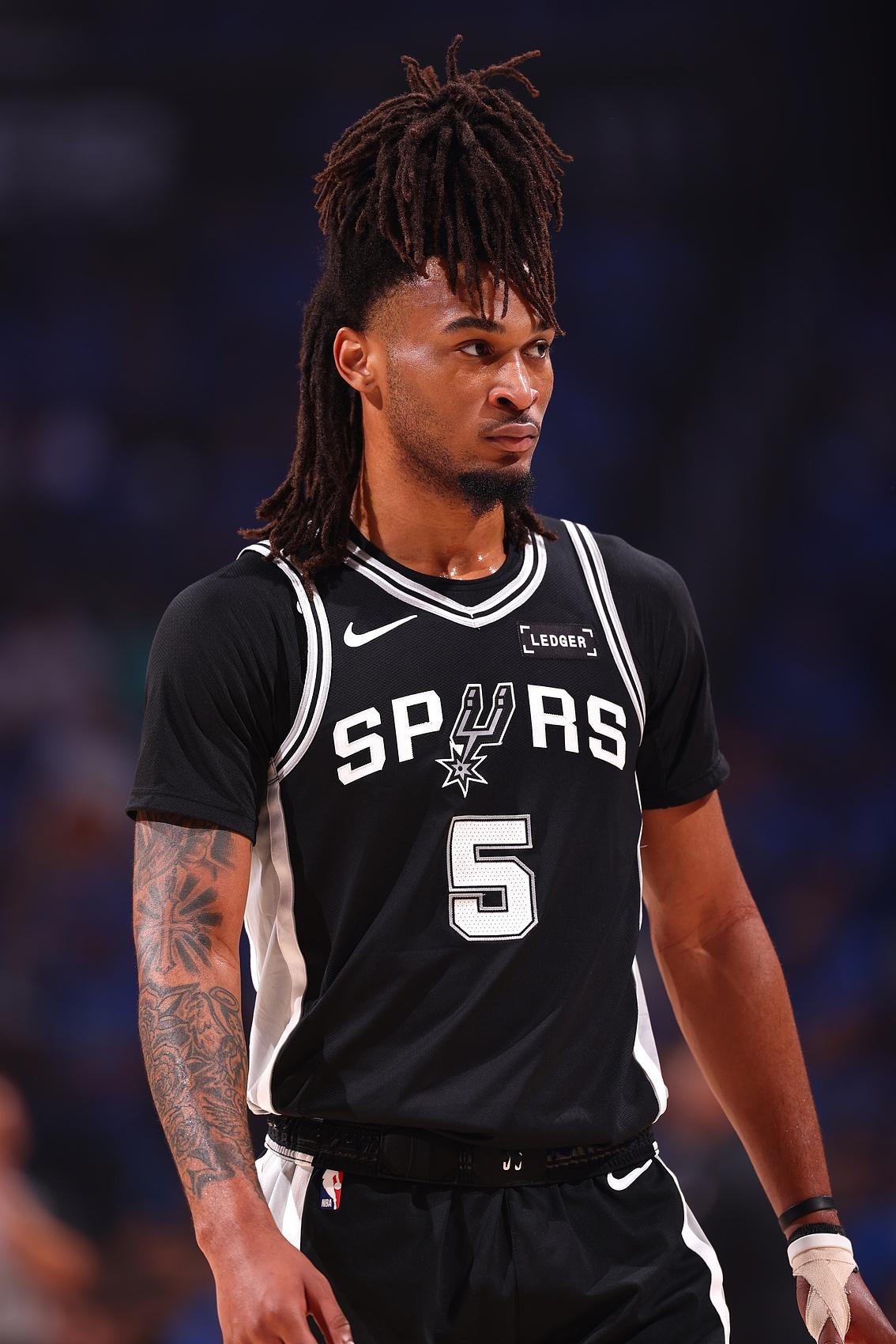 卡斯尔：不是对手有多厉害，是我们输给了自己NBA总决赛G4的比赛落下帷幕，马刺