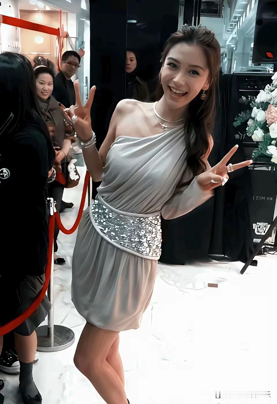 老天呐，突然有点理解黄晓明了