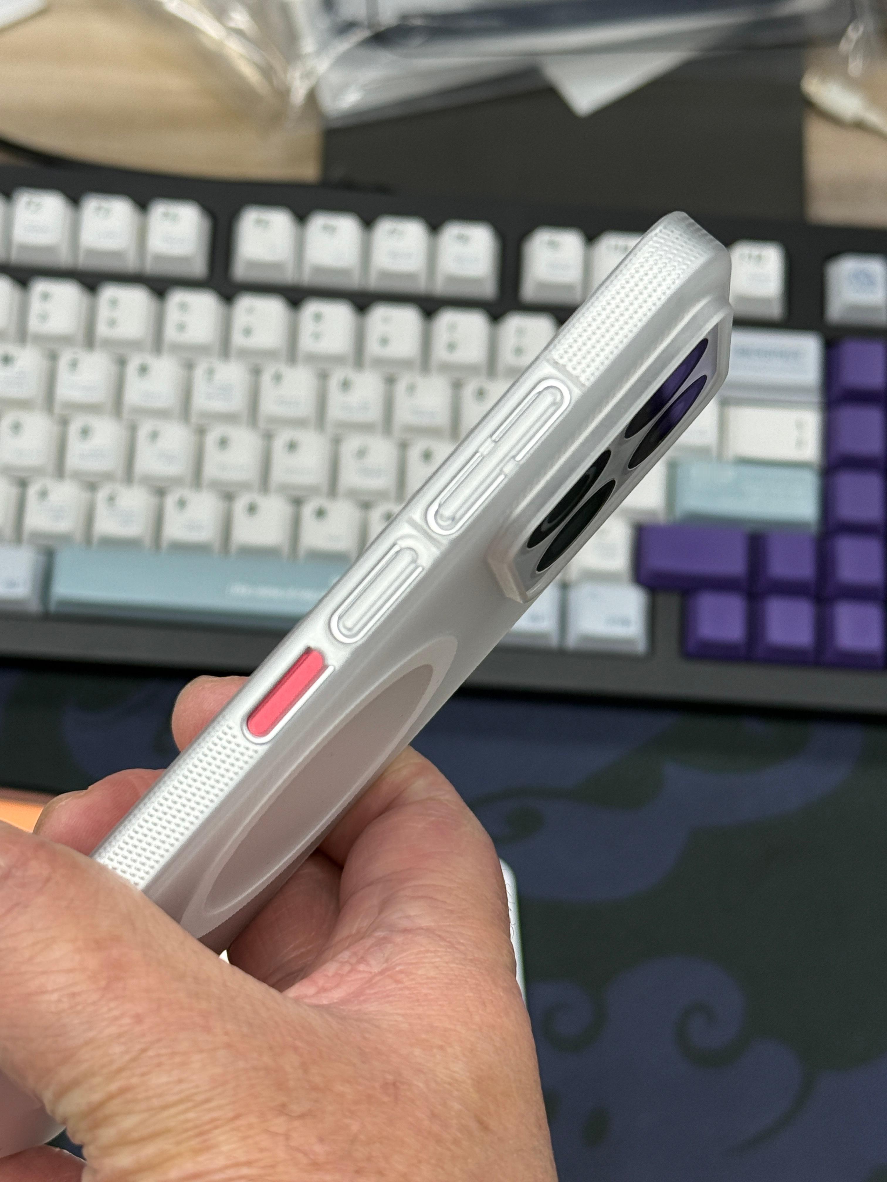 魅族22的超薄PC壳子，竟然卖了120多个了，真别说，这款壳子可能会赚钱，继