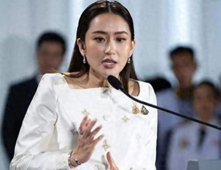 佩通坦自救，24小时后，洪森父子遇刺，背后竟是美国的“颜色革命”！ 8月4日
