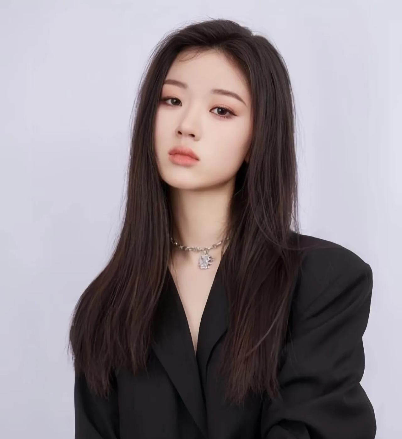 单依纯口碑急转直下，不是她唱功退步了，也不是因为她选曲问题，而是主要因为她