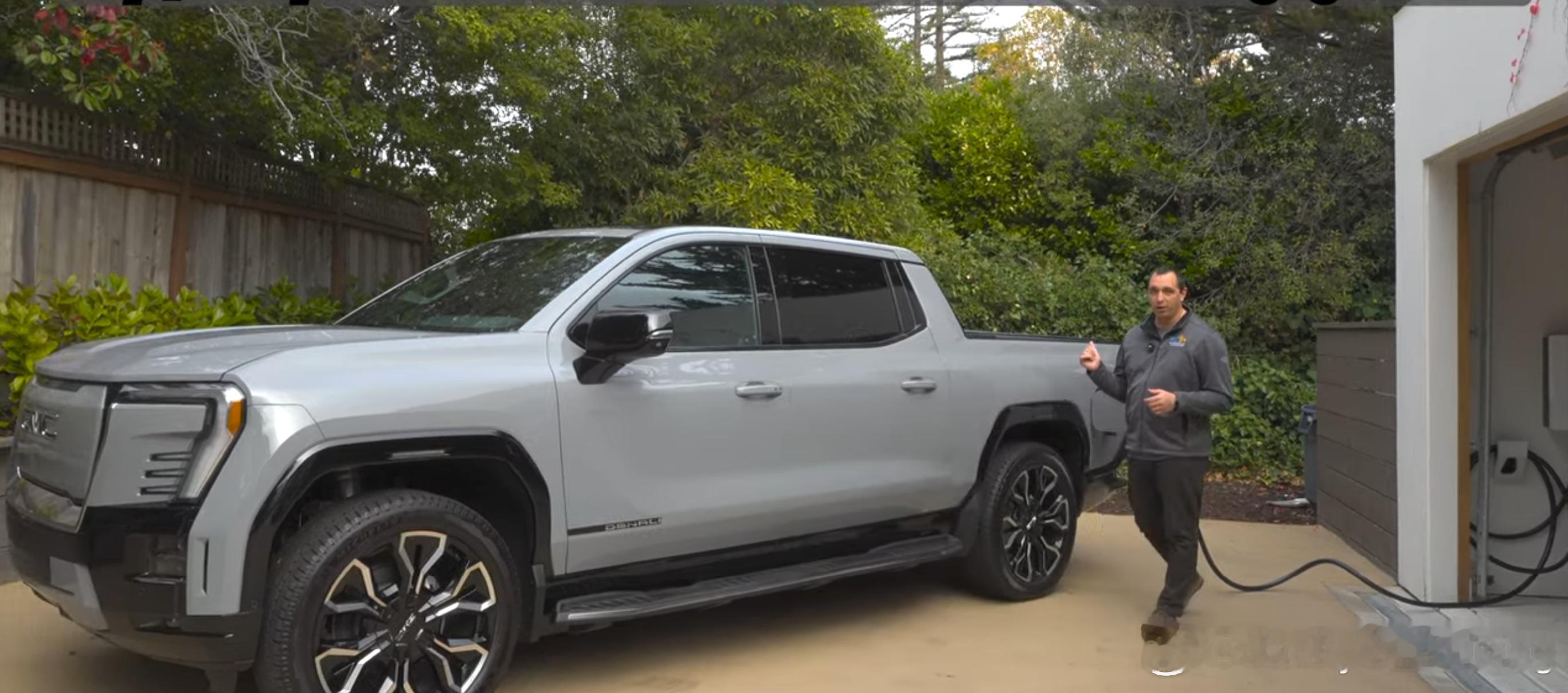 美国当前的电力系统，是过去150年历史中，基于不同时代的技术和政府的基建能力，不