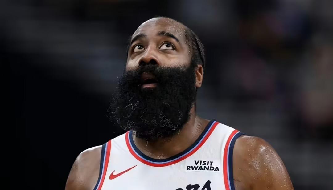 理性讨论，哈登哪一项纪录最容易打破？​1；单赛季464次失误，历史第1；​2