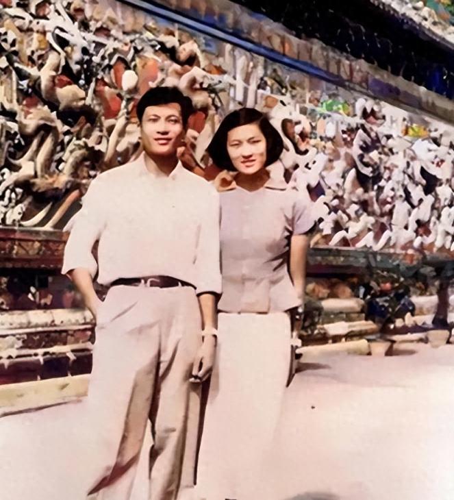 很多人知道洪晃，却不知道她的父亲洪君彦是谁。可要是你听说过“章含之的前夫”“