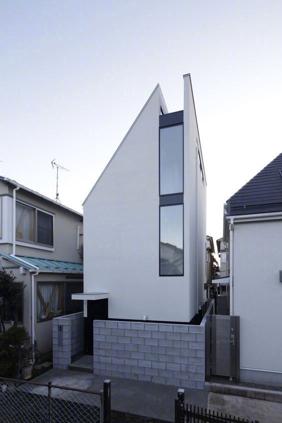 狭窄空间的独栋建筑设计​​​