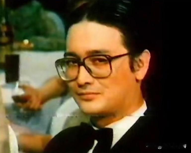 中国香港艺人曹查理与“大豪客”：HeyBigSpender曹查理在1