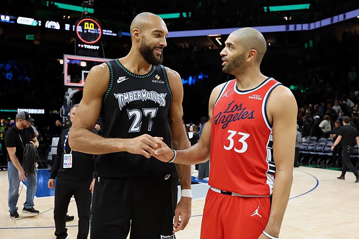 快船打森林狼这比赛吧，如果快船不激活大洛，他们可能也赢了，如果快船轮休巴图姆而不