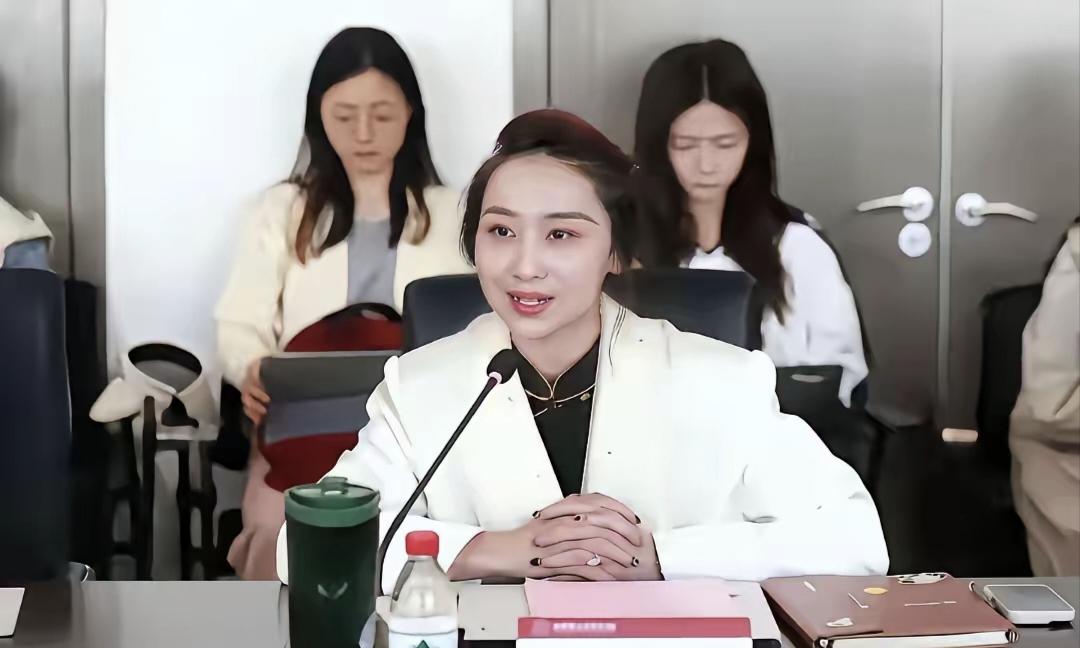 北理工裴教授的女权言论遭网友口诛笔伐，个人觉得对她是不公平的。中国女性在某些领域