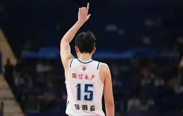 杨瀚森能不能打NBA?其实就看一点就够了，就是关键球教练敢不敢交给他！有没有能