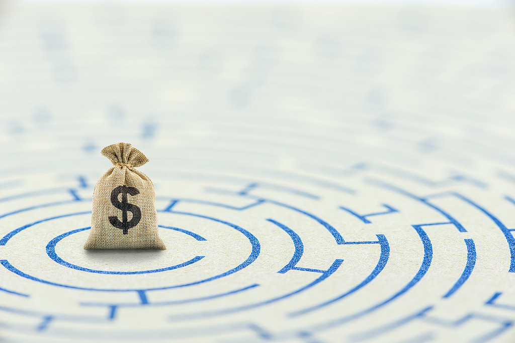 万隆光电筹划“鲸吞”中控信息停牌, 后者曾IPO折戟, 净资产是上市公司3.6倍