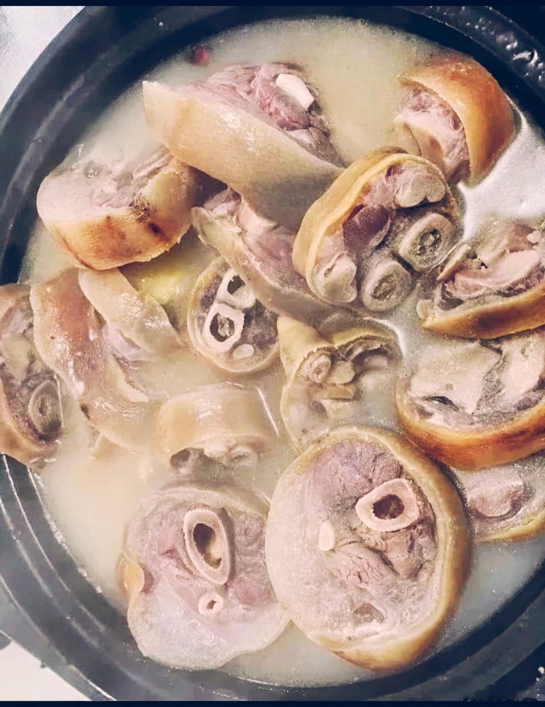 这道美食，吃过的人也不知道叫什么名字！​​​