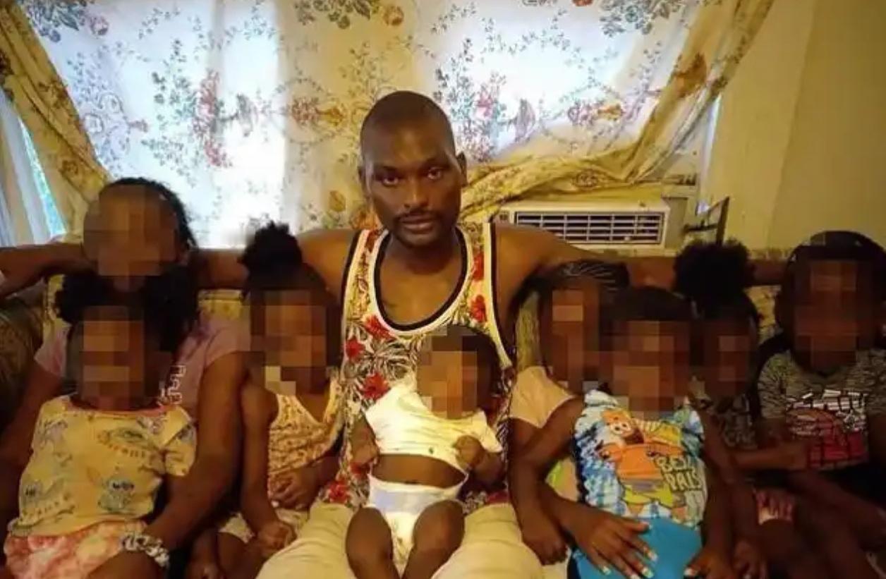 🔴美国发生惨绝人寰枪击案：父亲枪杀8名儿童，7名为亲生子女当地时间4月1