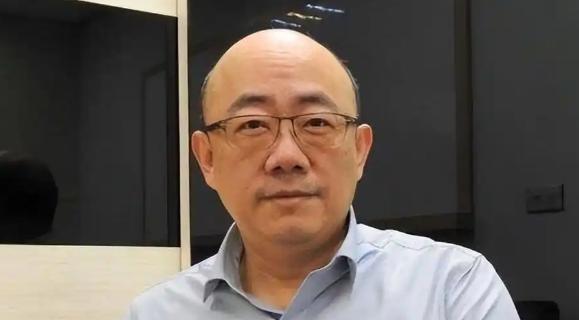 台湾地区郭正亮提出问题：两岸统一时大陆要在岛上驻军，那么台湾的十七万军人怎么办？