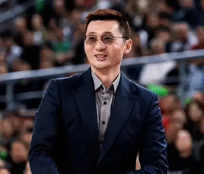 刘星宇一句话把新疆队戳疼了。锋线王牌阿不都沙拉木场均18+10，联盟篮板王