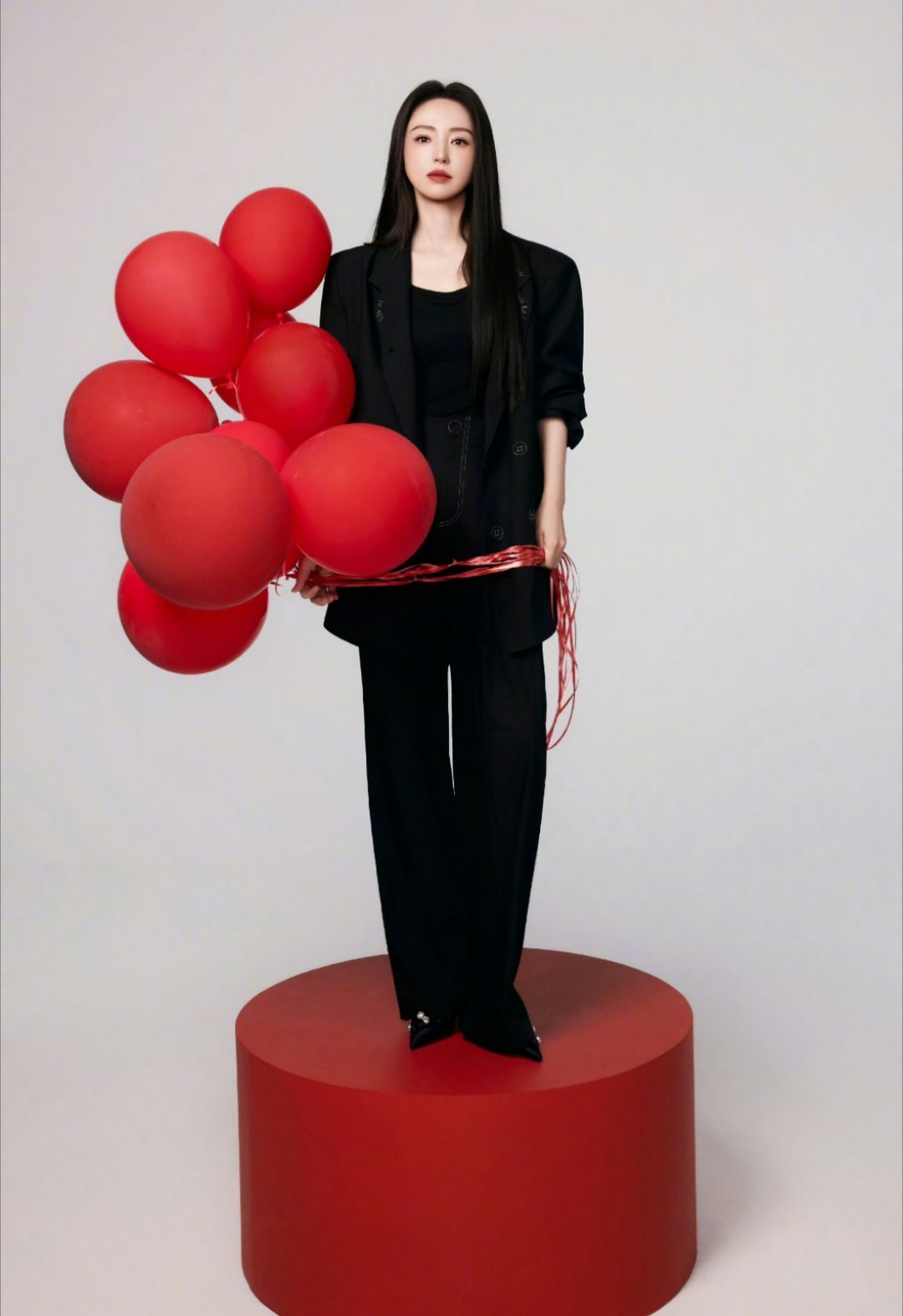 董璇生日快乐哟，愿今后的每一天都是阳光的！！​​​