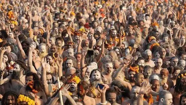 印度极有可能成为一颗”毁灭“世界的定时炸弹，要知道，印度人口看似15亿，但明眼人