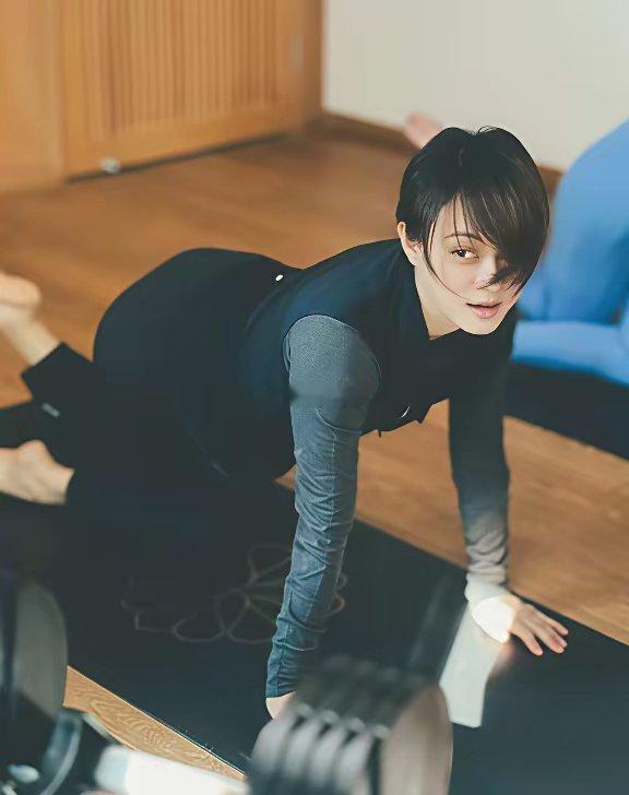 孙俪练瑜伽这件事，真的很难不佩服