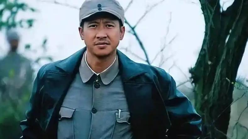 同是军分区司令员,为何刘强有三个团兵力,陈大雷却只有一个连?