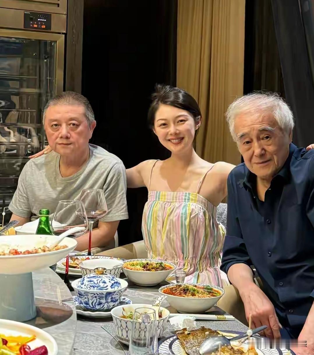 王朔已经老成了这个样子，时间真是太不扛混了，早在上个世纪90年代，也就是在30年