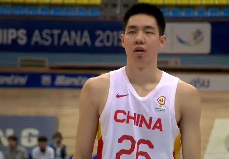 广东队这两次交易如何？1、杜润旺＋焦泊乔换朱俊龙2、裁掉麦考尔、萨林杰，签