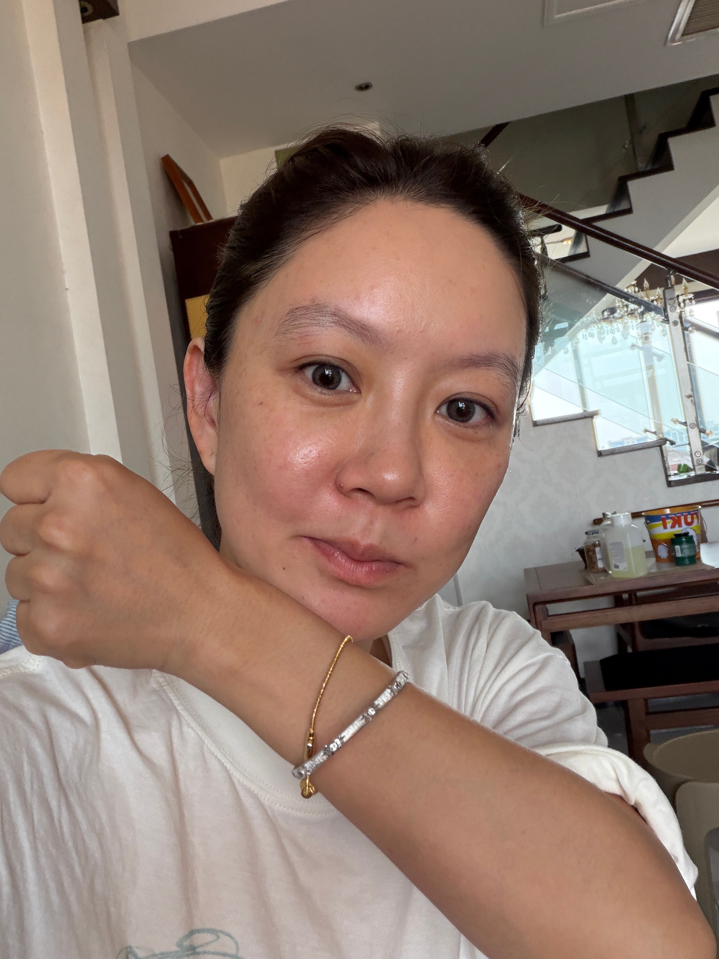 这35天周期我明显的黑了，史上最黑的一次😁现在和男人一个肤色，教练说黑了更显肌