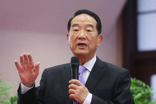亲民党主席宋楚瑜喊话大陆！9月22日，84岁的亲民党主席宋楚瑜出人意料表