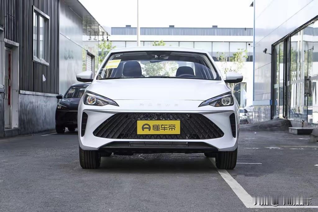 海燕啊你可长点儿心吧！荣威啊荣威你也长点儿心吧！荣威I5卖的够便宜了吧！放眼