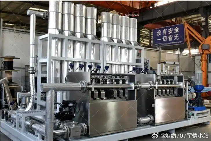 一个很搞笑的事儿，美国人原来不光TNT自己生产不了，连特么RDX和HMX的产量都