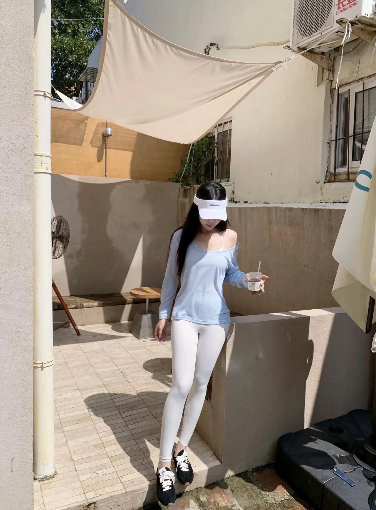 挑战只穿瑜伽裤出门Day58!原来长大，不是变得快乐，而是学会了不动声色的难过