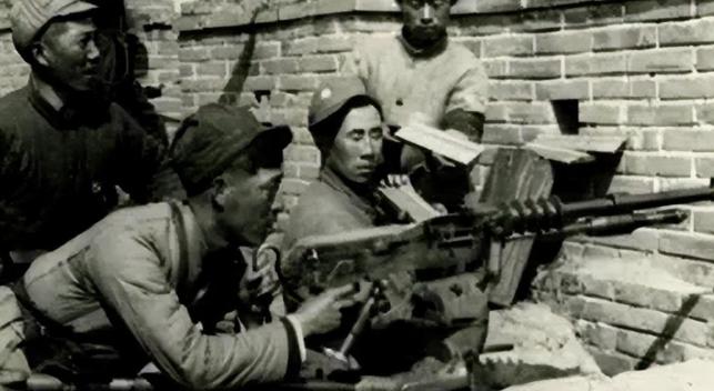1940年，新四军支队长瞅准时机，没等上级批复私自出击，一口气连端3个日伪据点，