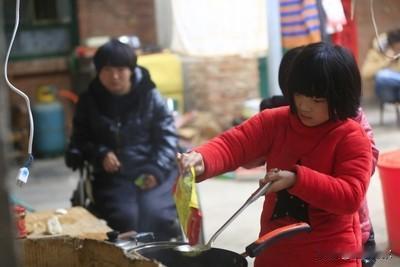 一条“物品用完放回原处，将减少80%的家务活”的标语，竟引发了一场家庭风波！20