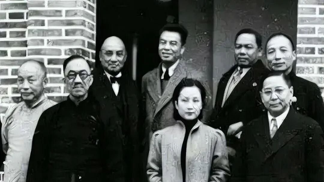 1935年，孙中山儿子向带娃离异的蓝妮求婚，蓝妮开口一个条件让他傻了蓝妮19