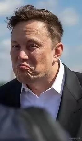 美国这次被彻底震慑？外国记者问：“美国拥有的核弹头可以摧毁世界1000次，难道中