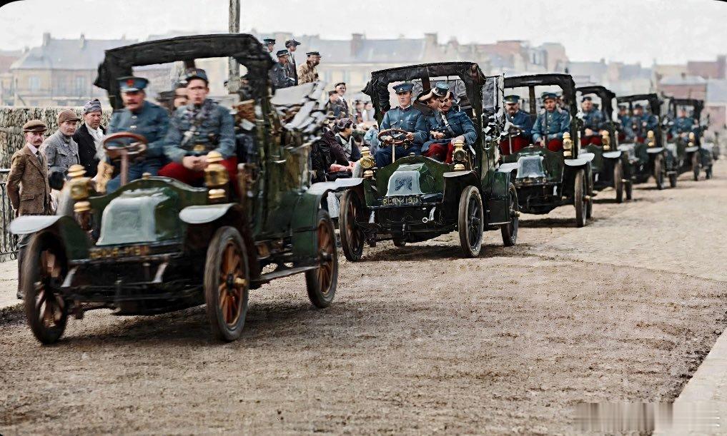 马恩河出租车：一百一十二年前，巴黎出租车救了法国🚕1914年9月6日，第一次