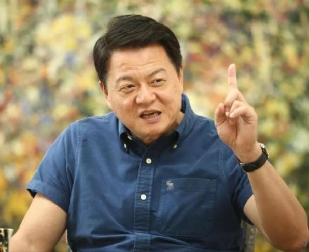 周锡玮说，大陆武统都不一定会得到14亿人100%支持，因为有的人还念着同胞情。但