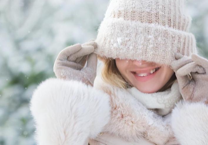 医生发现：天冷坚持戴帽子的人，坚持一冬天，身体会有6大变化 很多人冬天只想着