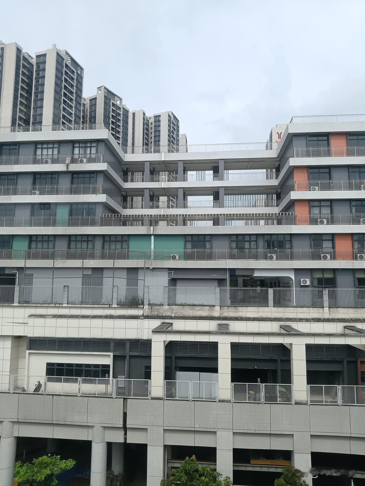 广州房价不贵再涨了？广州目前的商品房真的过剩了吗？广州公寓式房价广州公寓