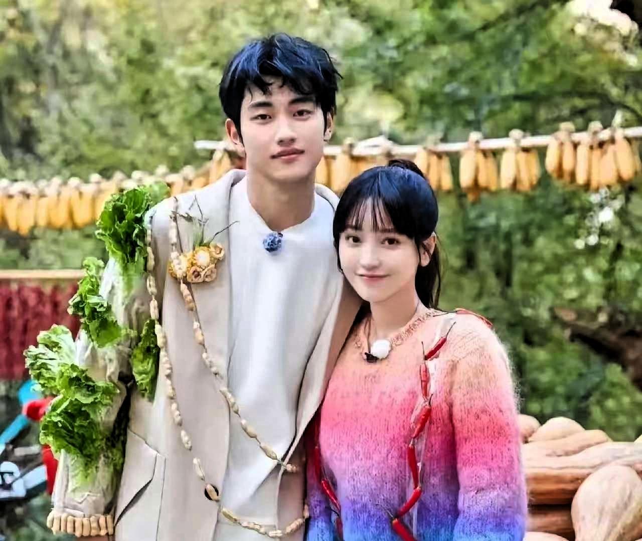 看到金莎被求婚的消息我去问我朋友，金沙都42岁了，还能生孩子吗？我朋友白了我一