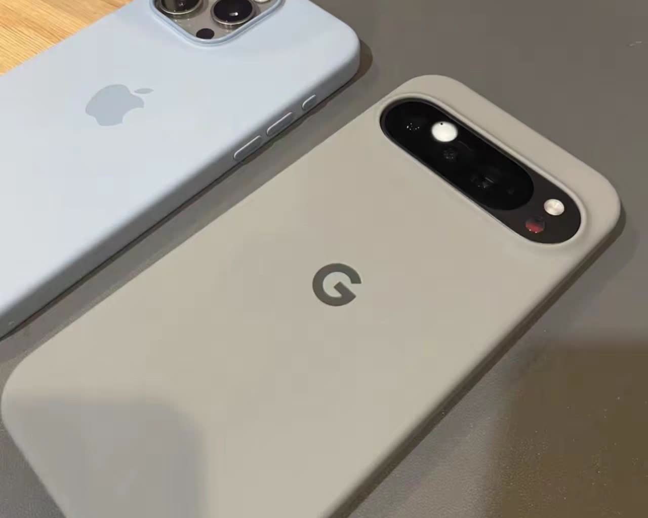 “你敢信？掌控4万亿市值的AI教父黄仁勋，从兜里掏出的手机既不是iPhone，也
