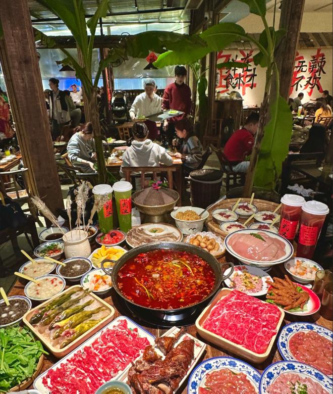 一个细节暴露了婚姻中最扎心的真相：同样的事，男人做了就是