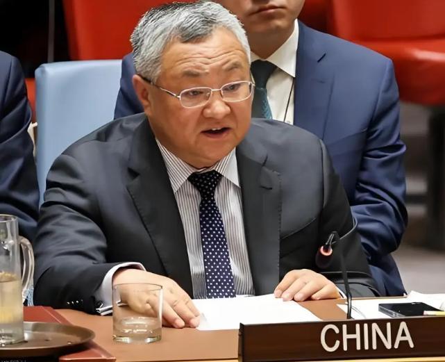 别人都怕以色列，中国偏不！联合国当场硬刚，以色列代表如坐针毡！5月15日，纽约联