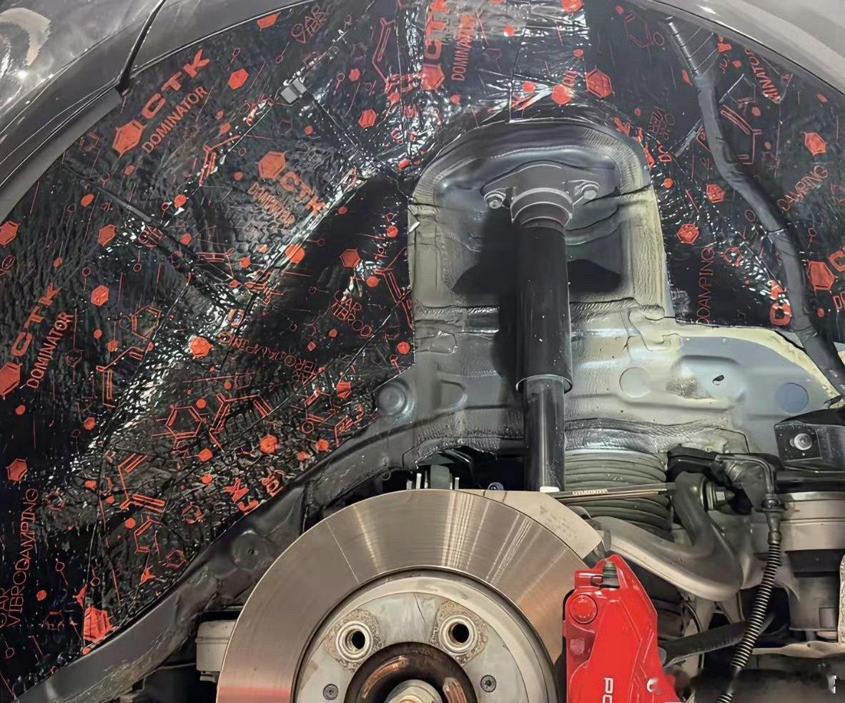 保时捷的隔音处理，这到底是不是智商税？？