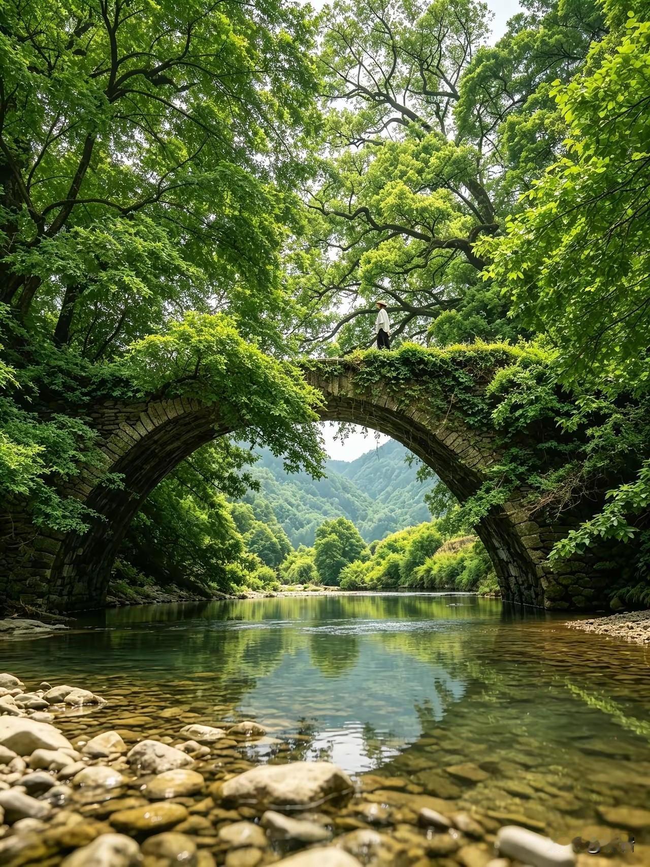 强者15条生存心法1. 守住底线，敢于翻脸。别人一旦越界冒犯，不必一味顾及