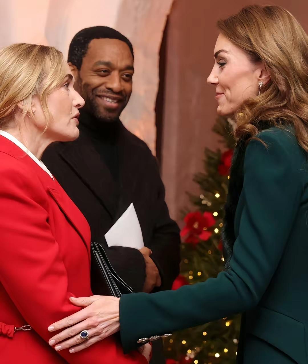 这一次的凯特，不再“藏”了！原来的她那是小心翼翼，对娘家那是真不敢明面上扶持，