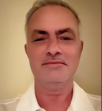 弗洛伦蒂诺摇身一变，成了皇马新晋当选的“话事人”，一上任就雷厉风行，第一件事便是