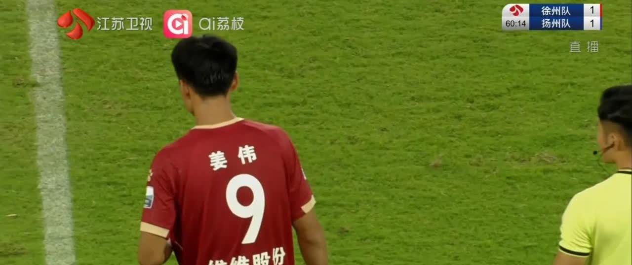 徐州VS扬州，2：1徐老大打谁都让人胆战心惊的，都是小比分赢，还经常先输
