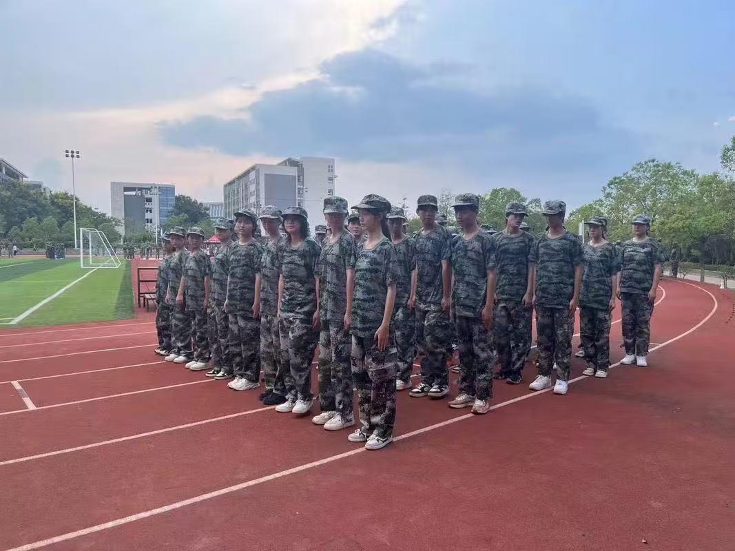 中国人民公安大学被很多人称为“警中清华”、警校当中的王者。如果一个小孩未来想当警