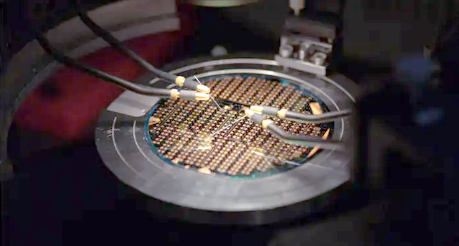 真正让硅谷发抖的，从来不是一纸禁令，而是中国工程师在没有CUDA、没有A10