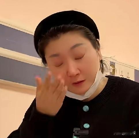 能说不值得同情吗？当时听说王暖暖这位千万女富豪在泰国被前夫推下悬崖案，是挺让